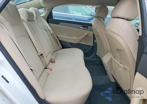 2018 Hyundai Sonata Se z USA, uszkodzony, nr VIN 5NPE24AF0JH613749